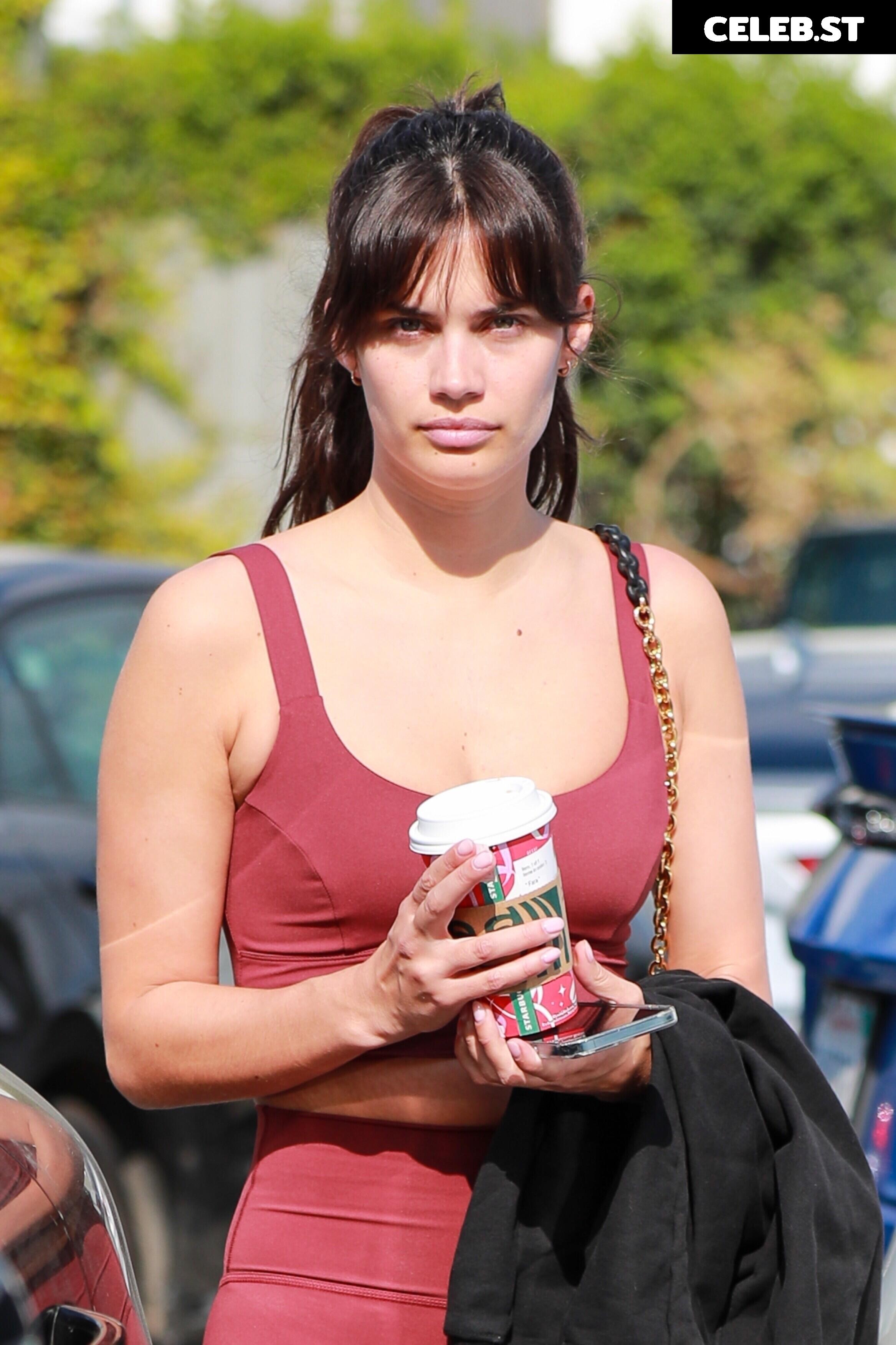 Sara Sampaio Image 1946872