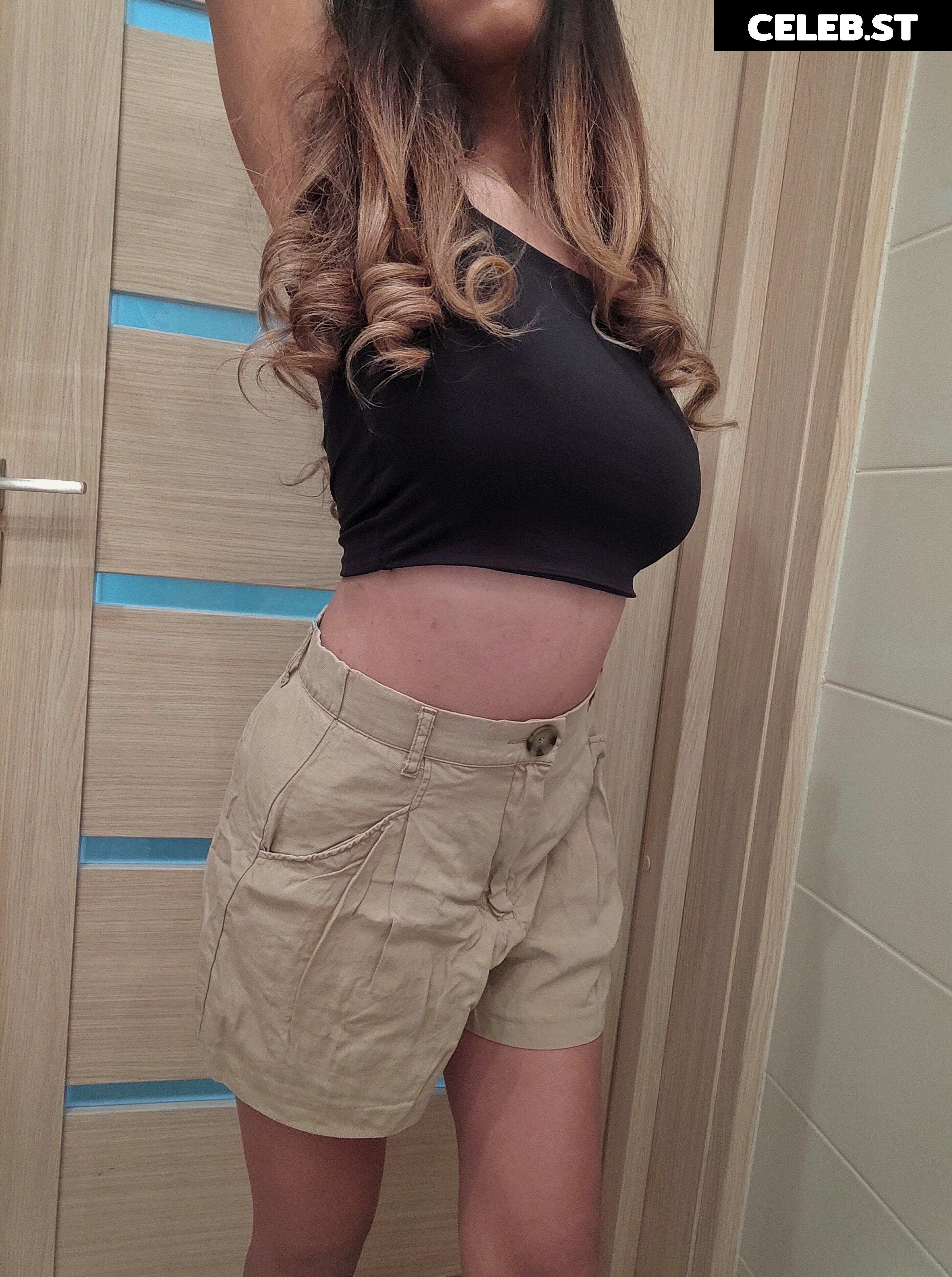 jainajaina Image 19467205