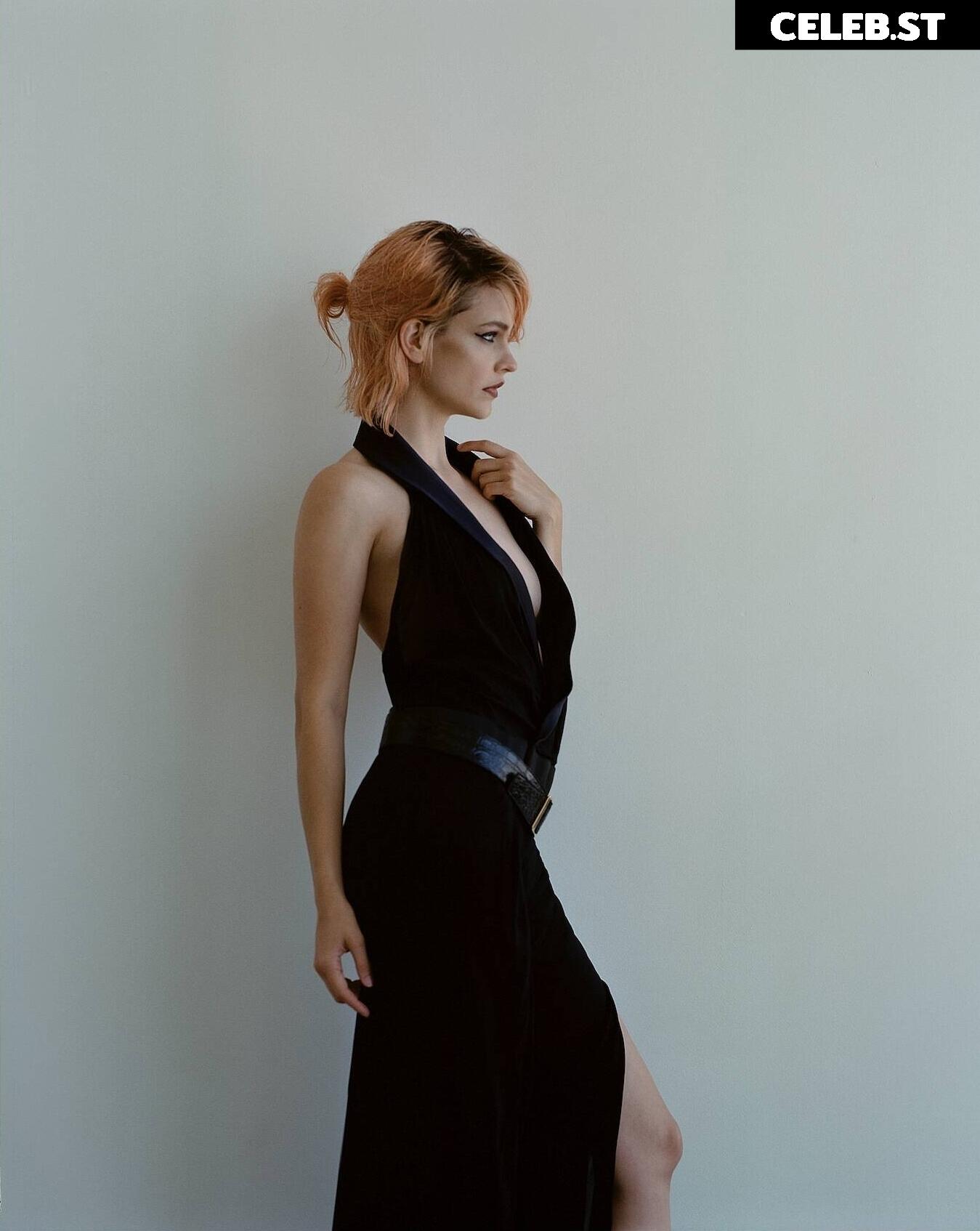 Barbara Palvin Image 1944431