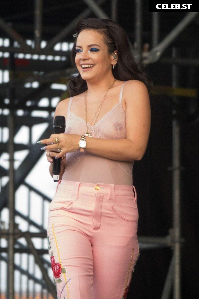 Lily Allen Image 1944144