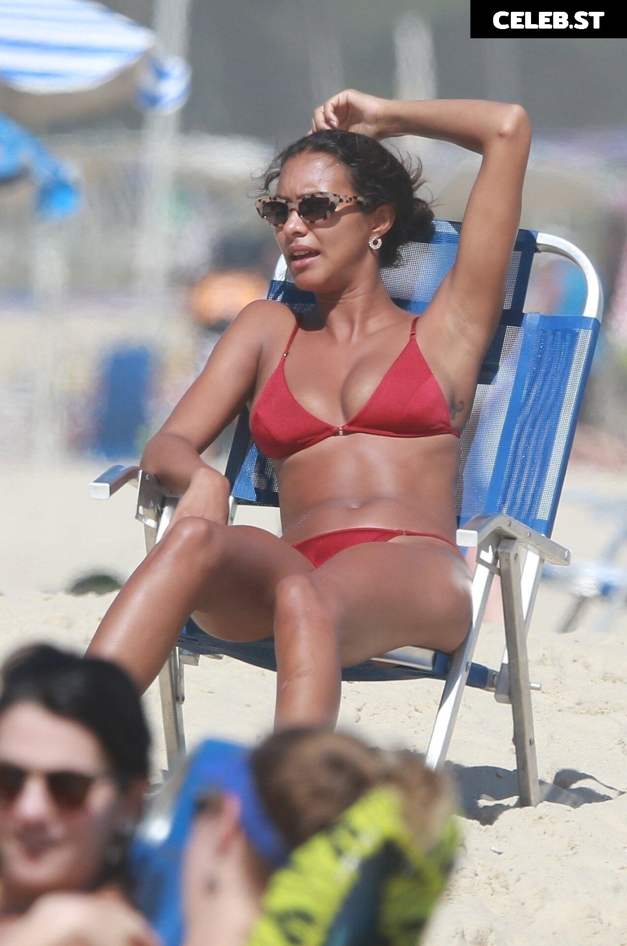 Lais Ribeiro Image 1942654