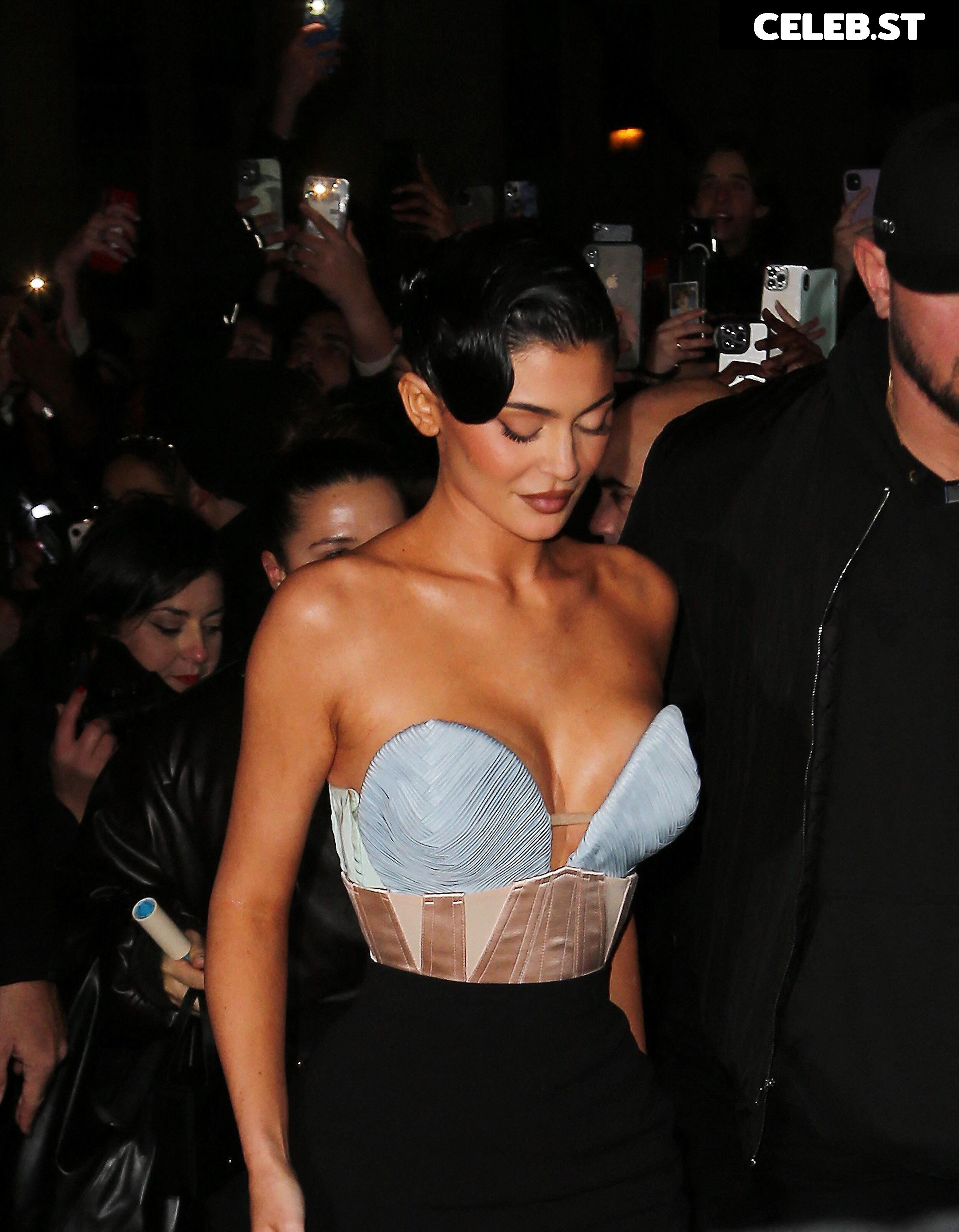 Kylie Jenner Image 1942088