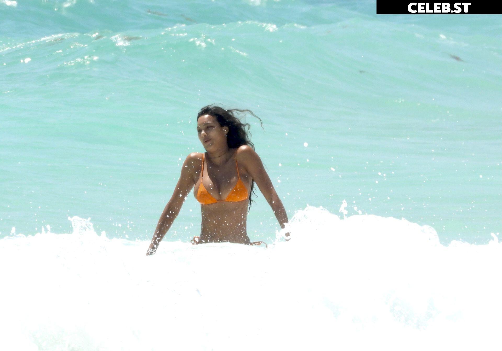 Lais Ribeiro Image 1942347