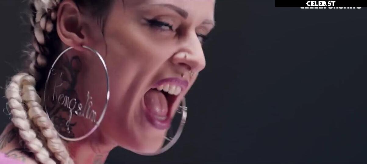 Jennifer Weist Image 1943413