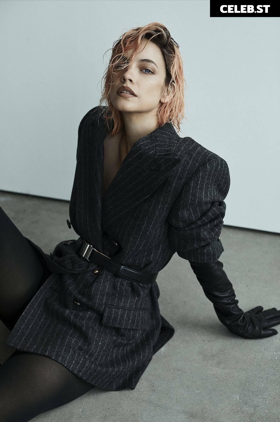 Barbara Palvin Image 1943913