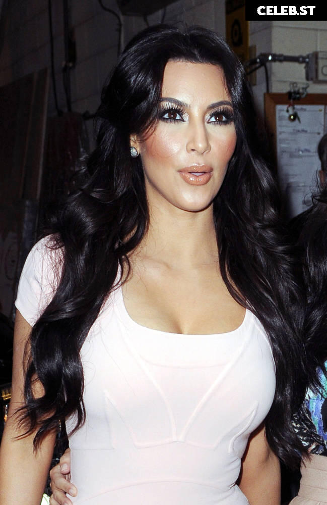 Kim Kardashian Image 1940469
