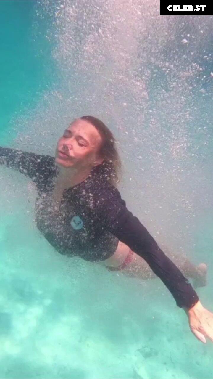 Tina Ruland Image 1940664