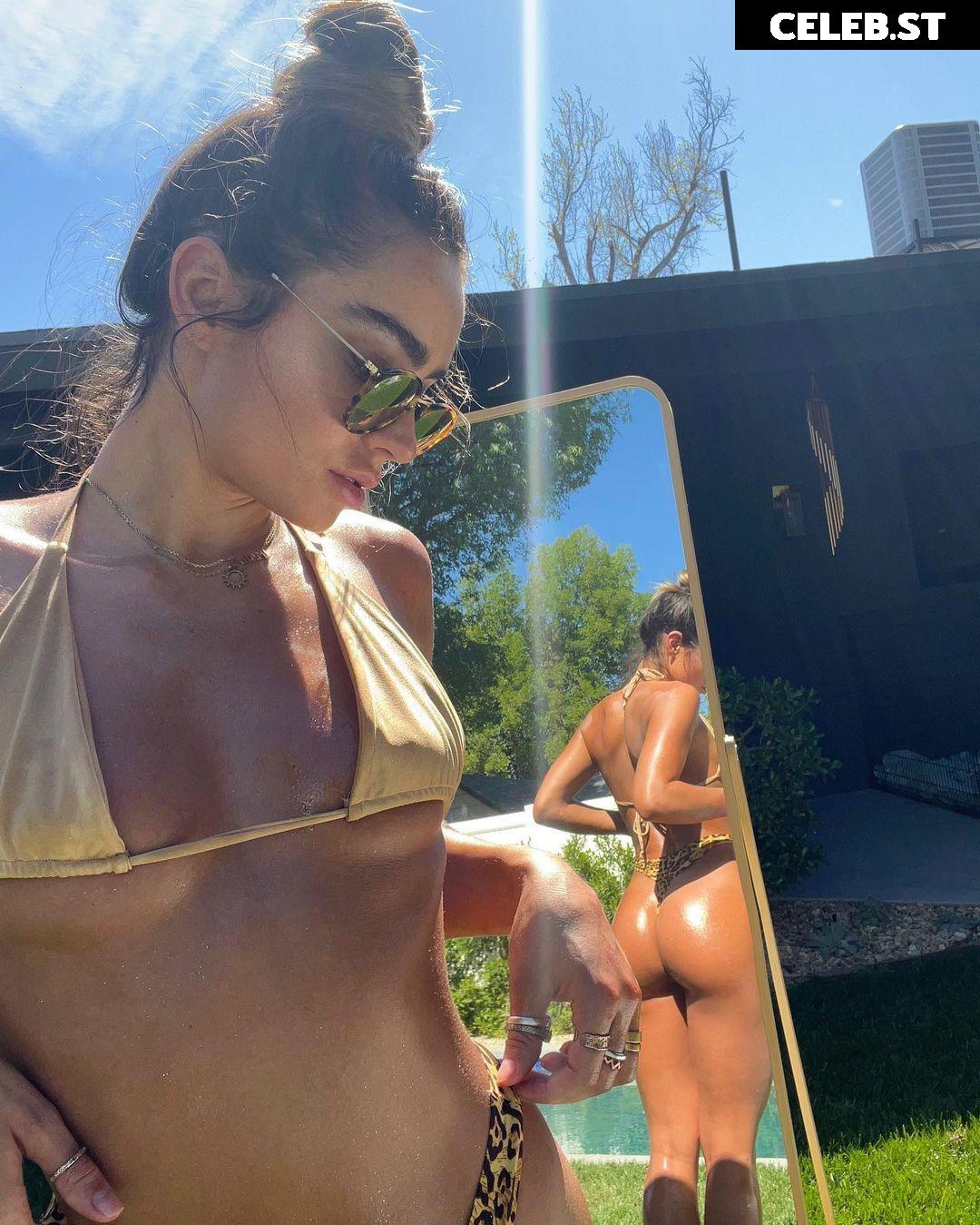 Sommer Ray Image 1949727