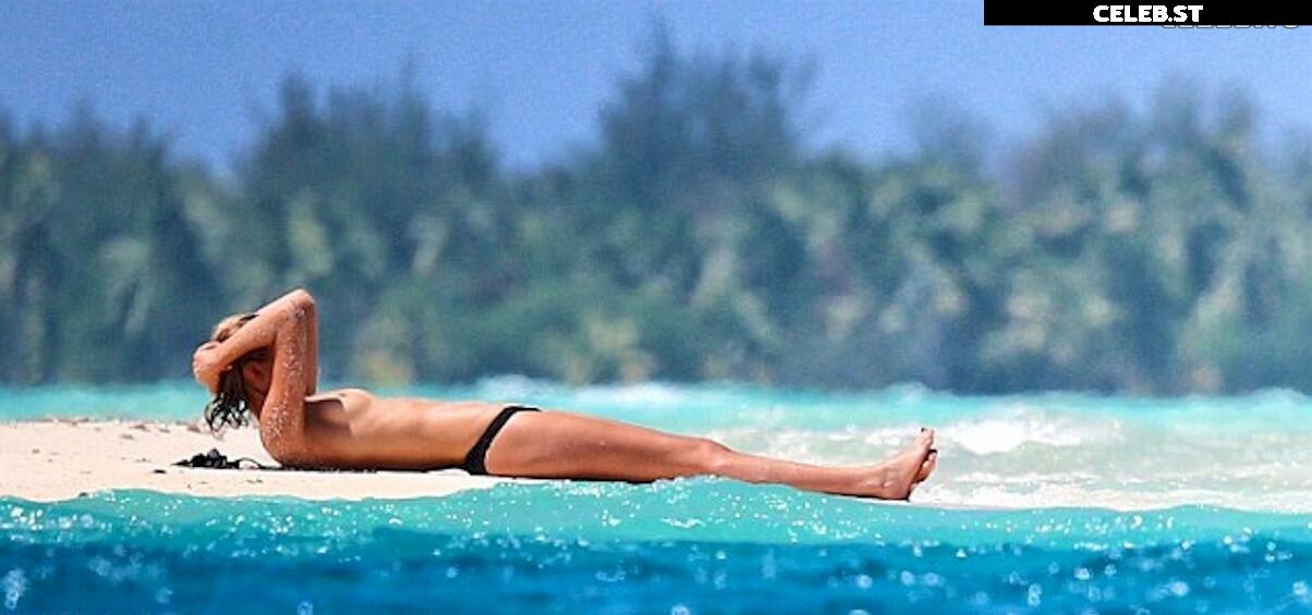 Toni Garrn Image 1949663