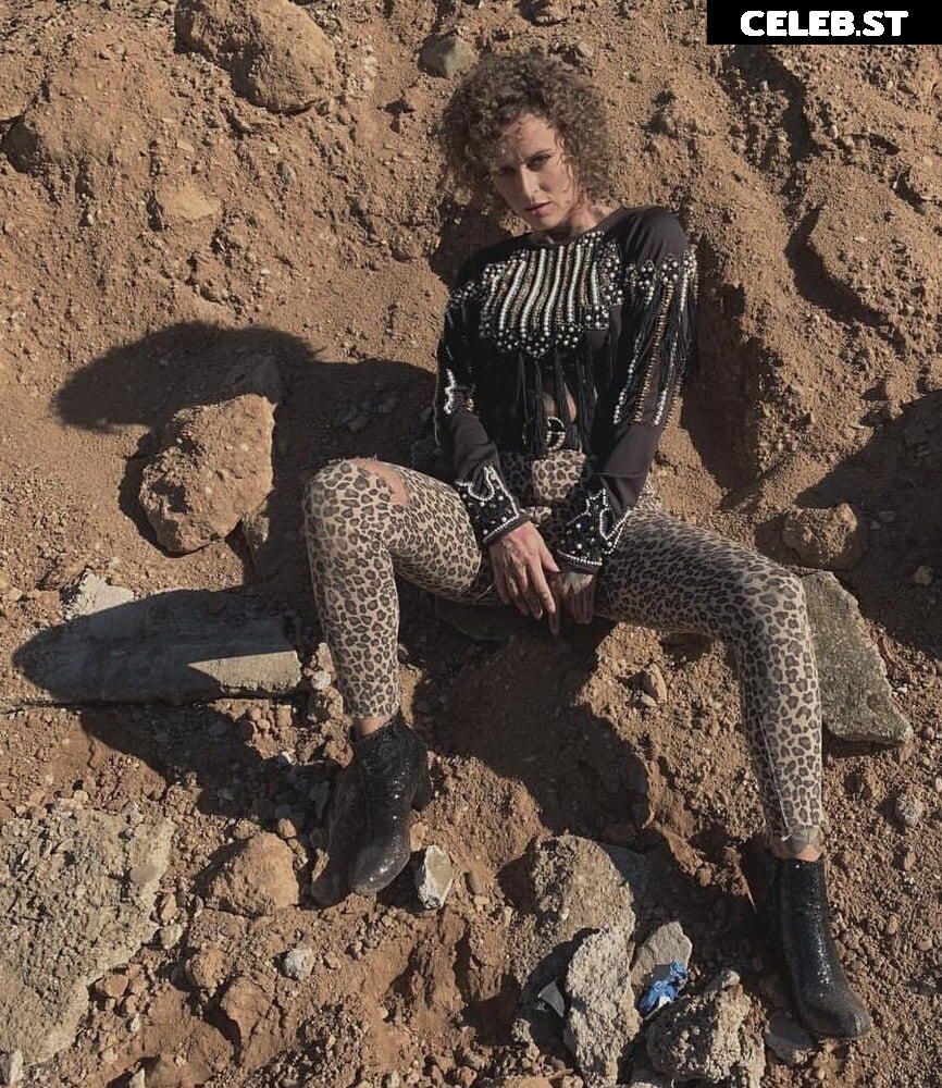 Jennifer Weist Image 1949074