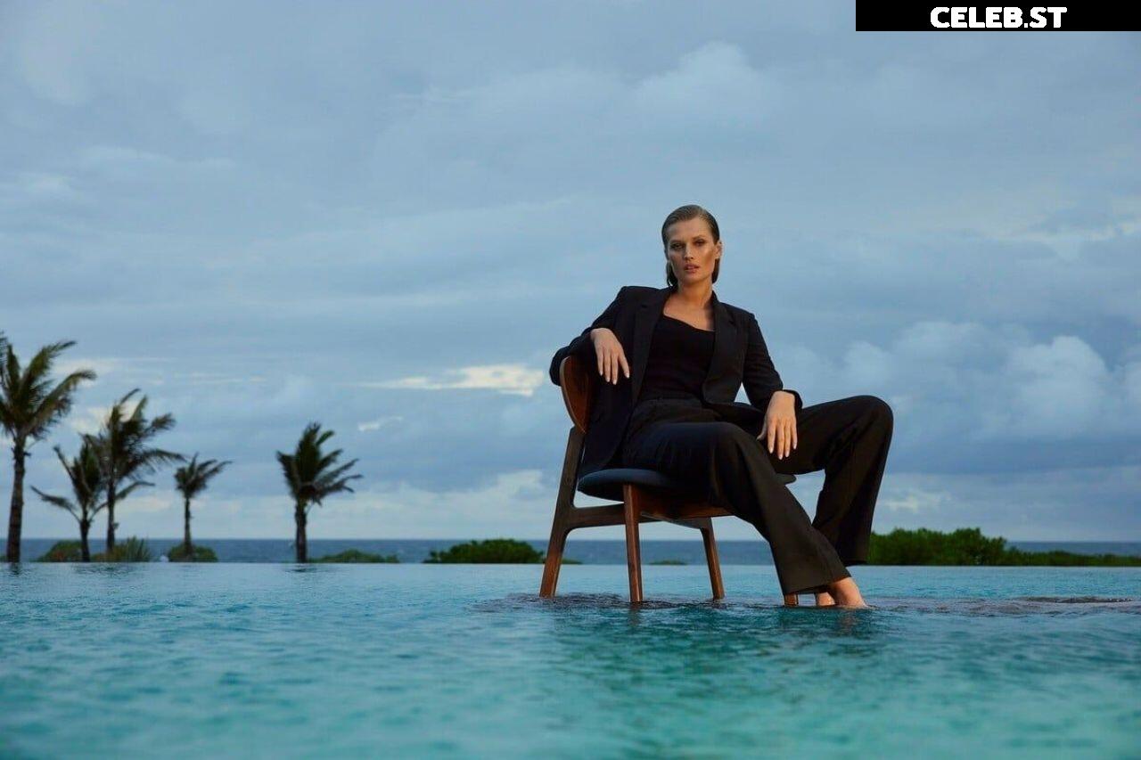 Toni Garrn Image 1949960