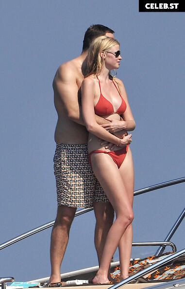 Lara Stone Image 1948606