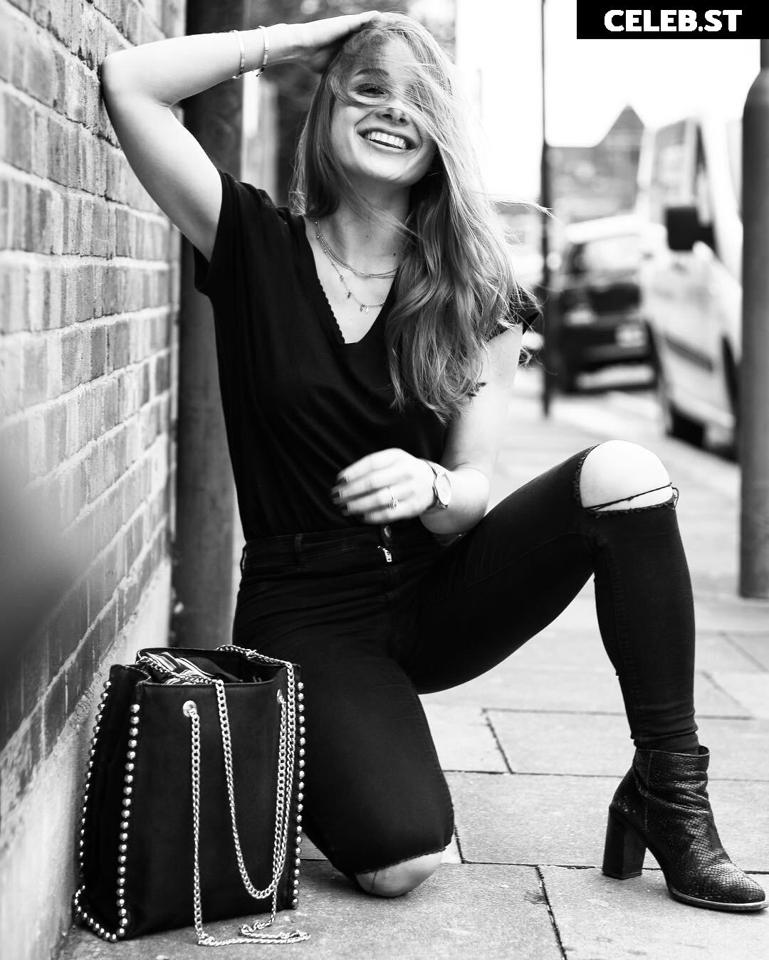 Lola Weippert Image 1948621