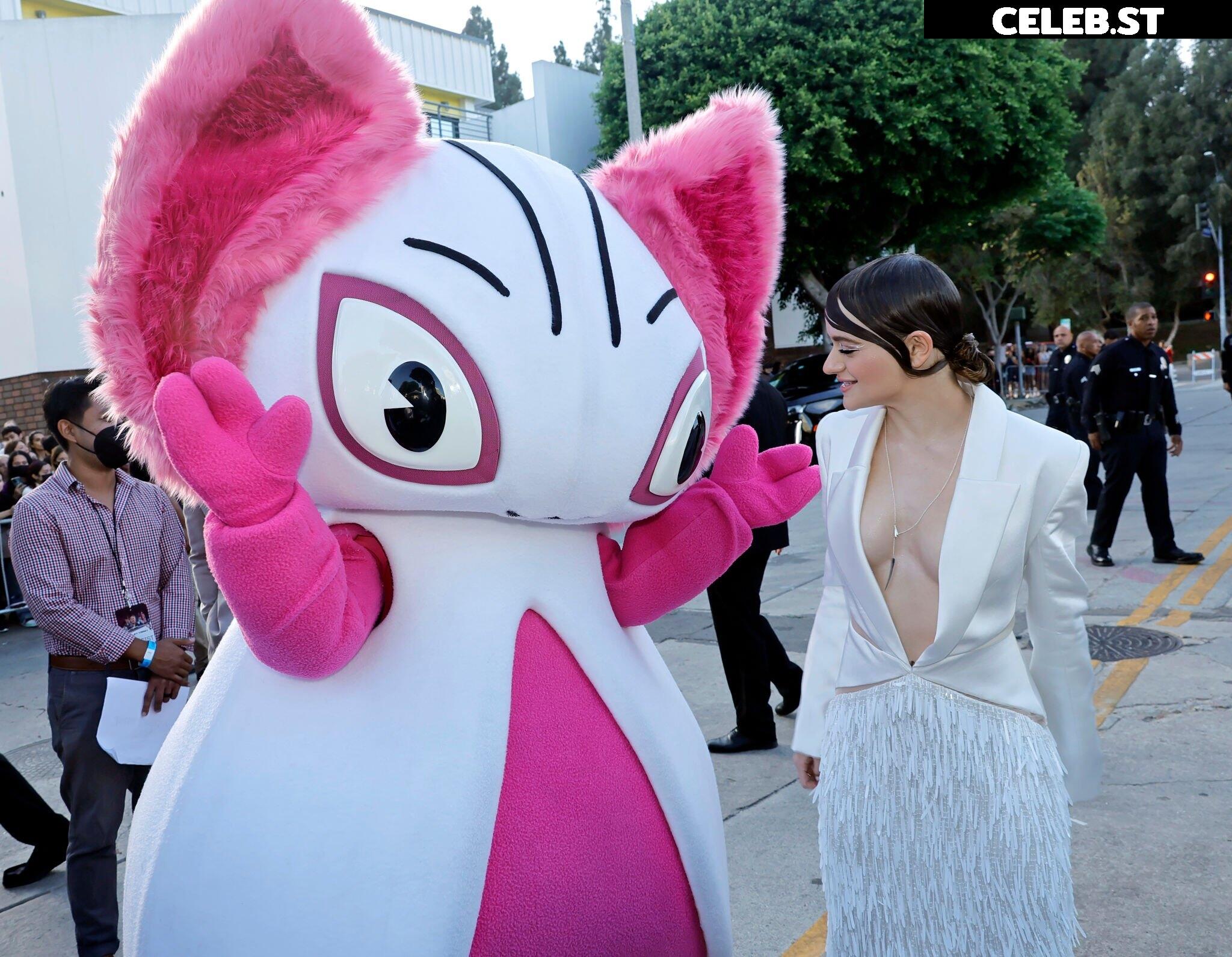 Joey King Image 1935730