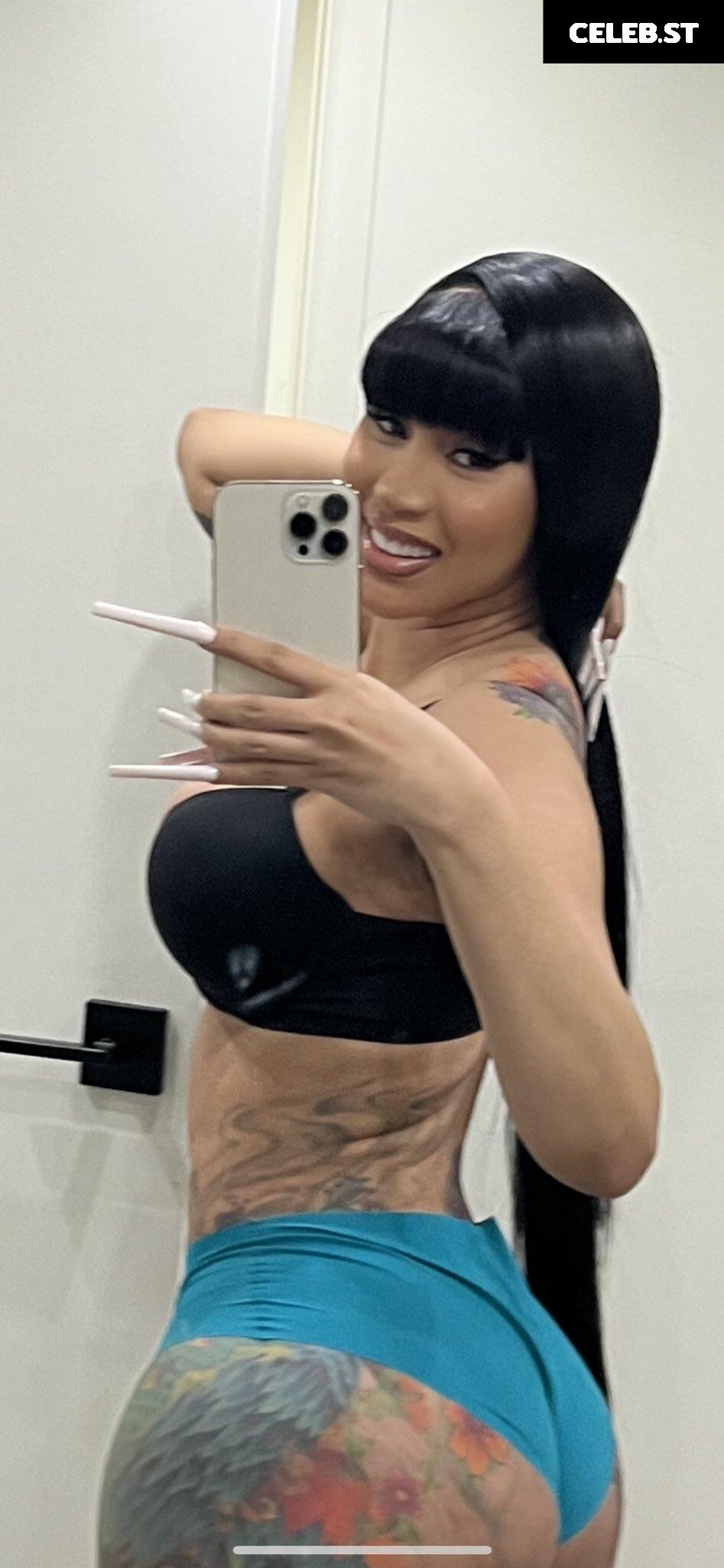 Cardi B Image 1935610