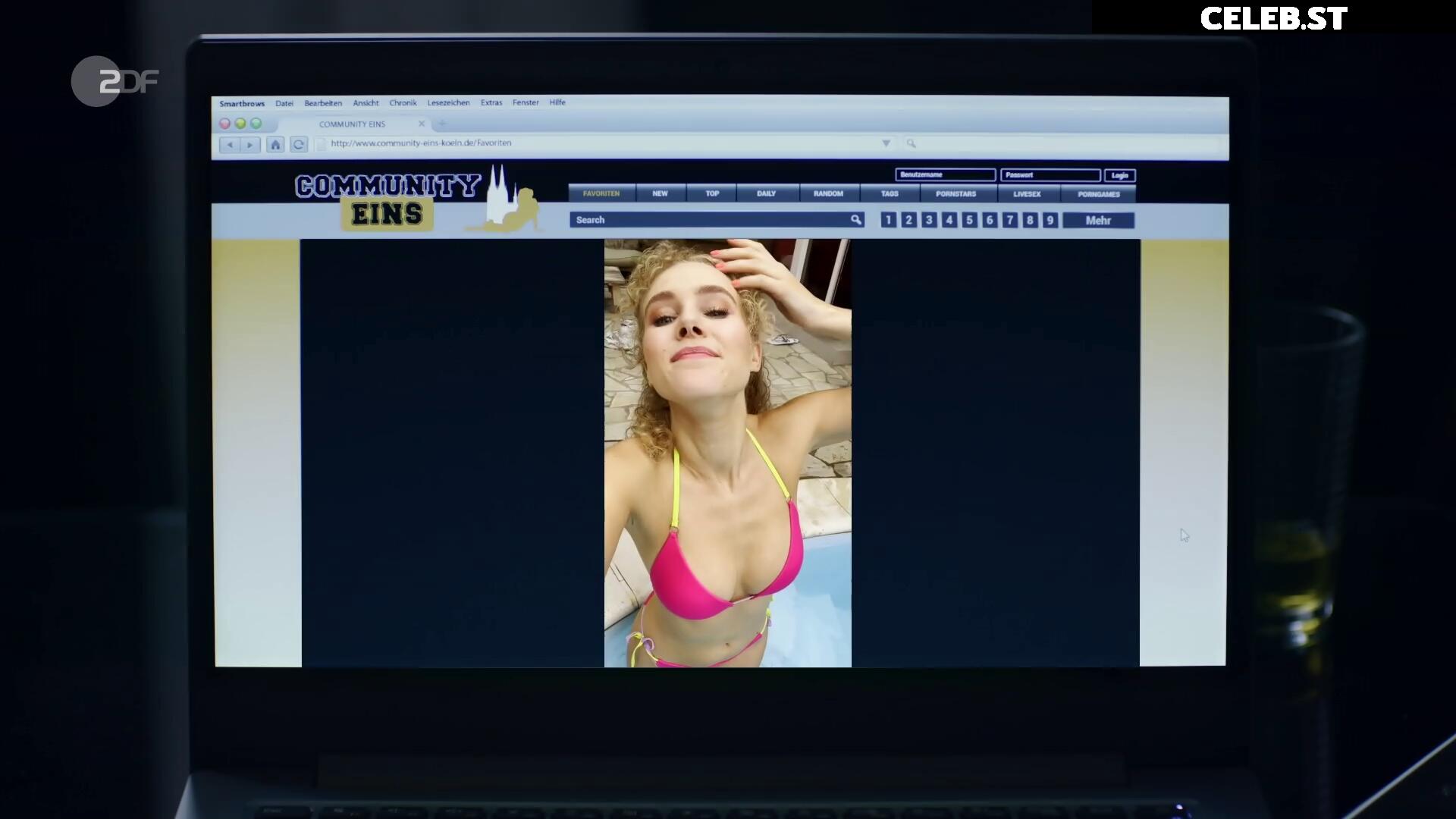 Pauline Angert Image 1935379