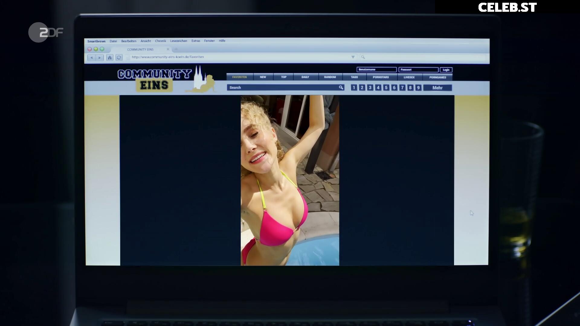 Pauline Angert Image 1935336