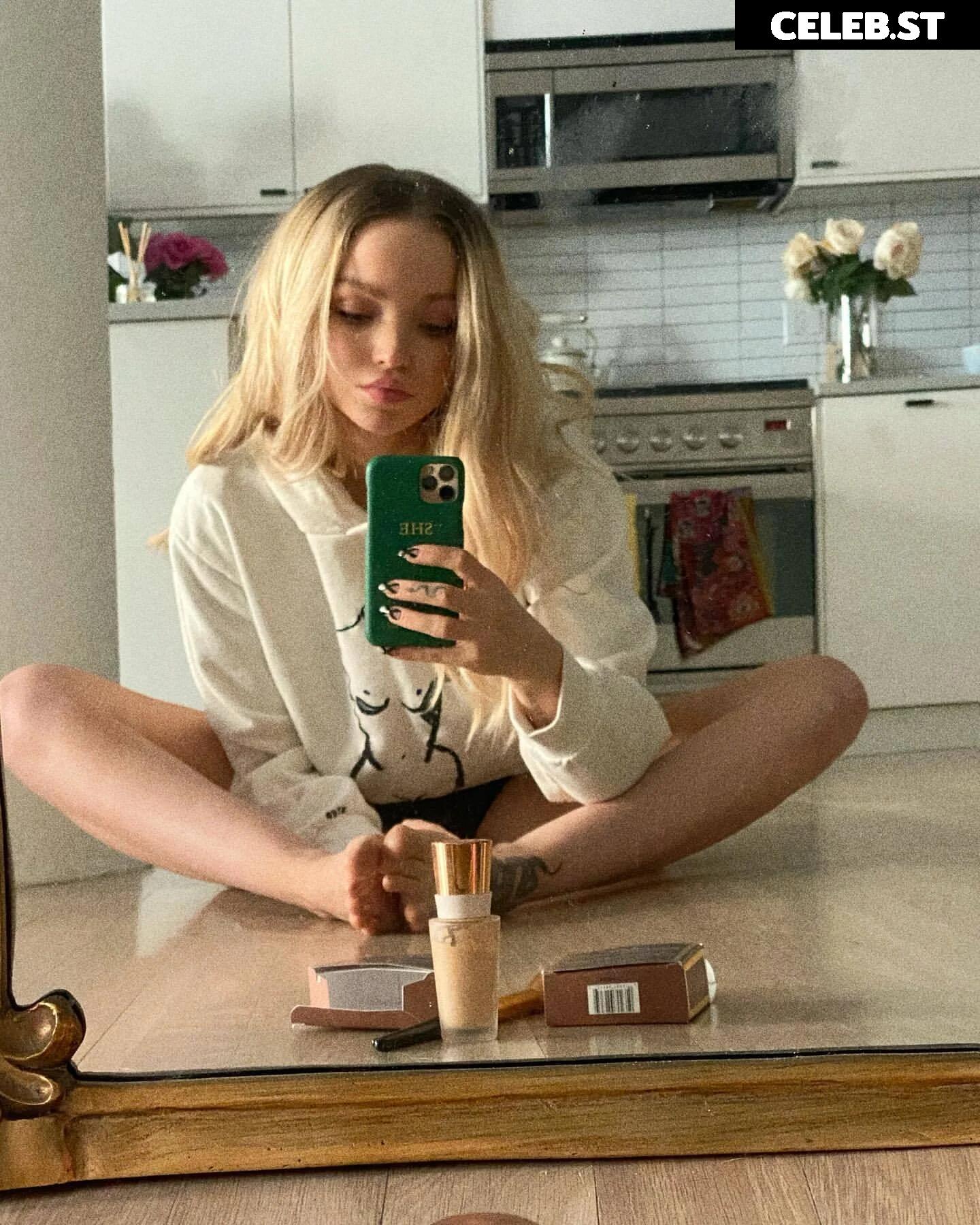 Dove Cameron Image 1935939