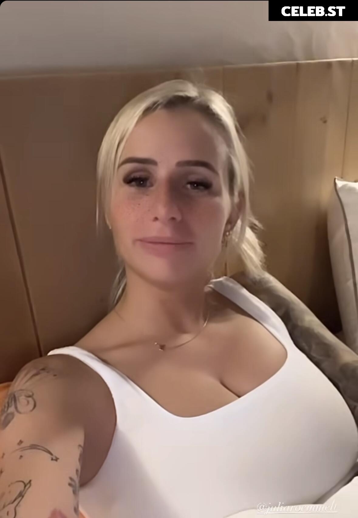 Carina Spack Image 1936677