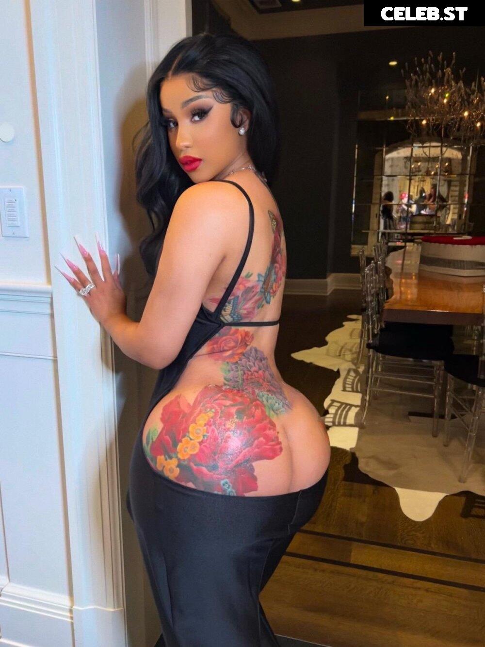 Cardi B Image 1936339