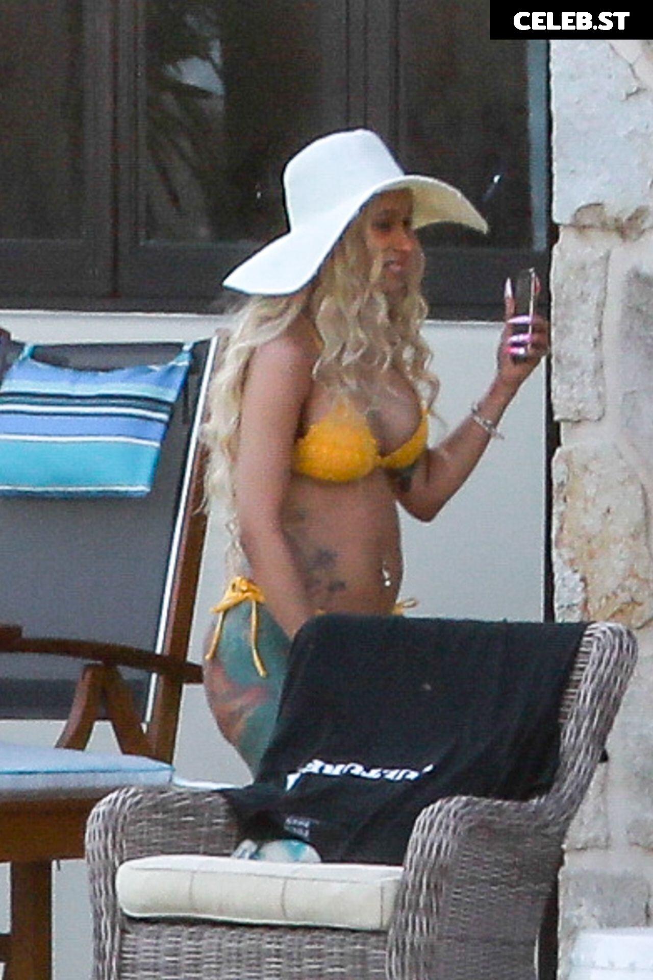 Cardi B Image 1936947