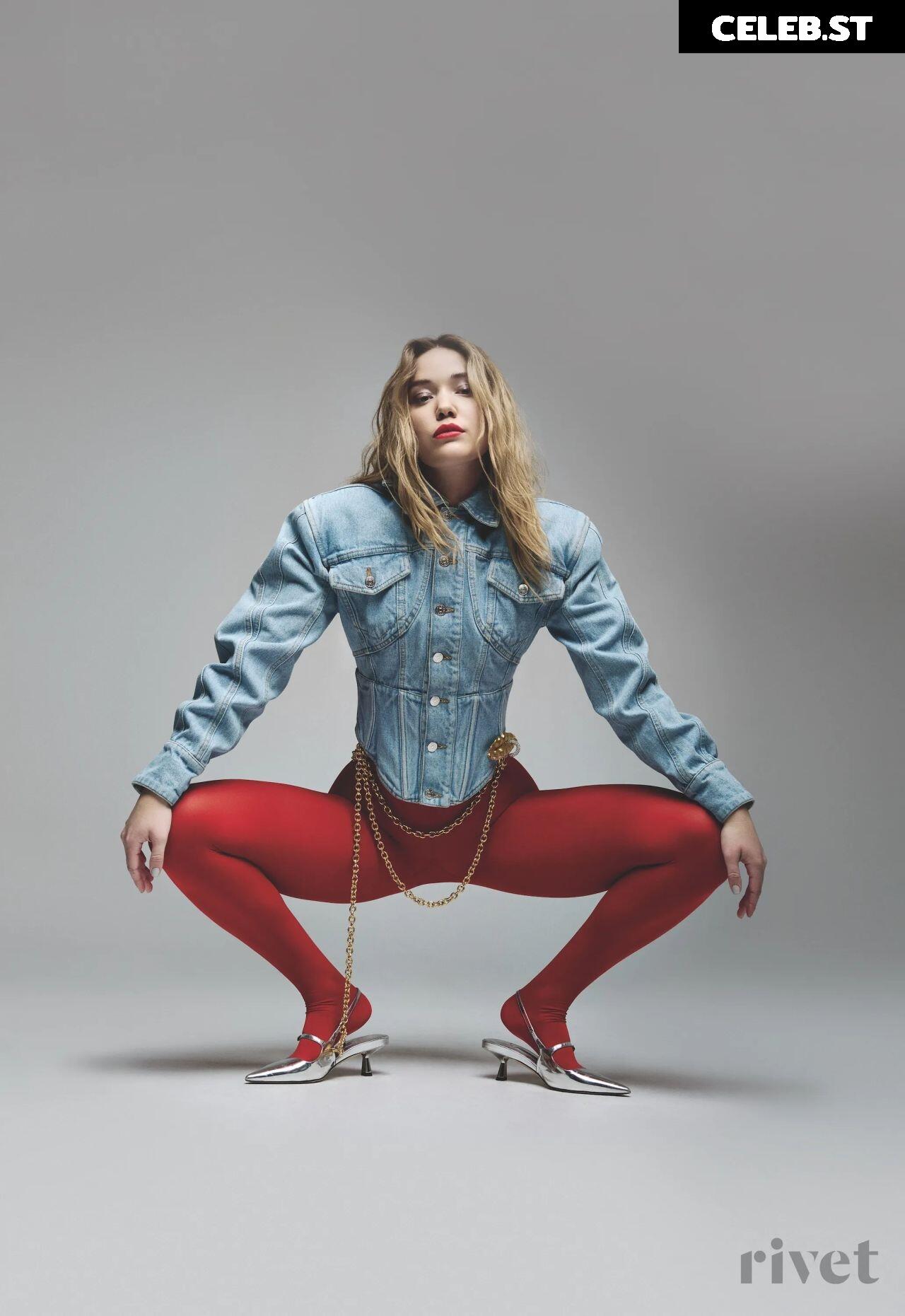 Olivia Ponton Image 1937448