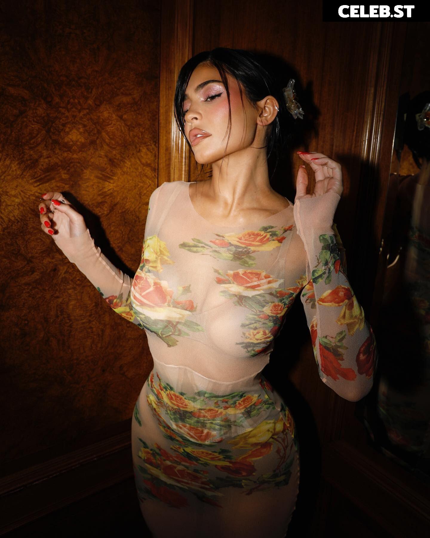 Kylie Jenner Image 1937072