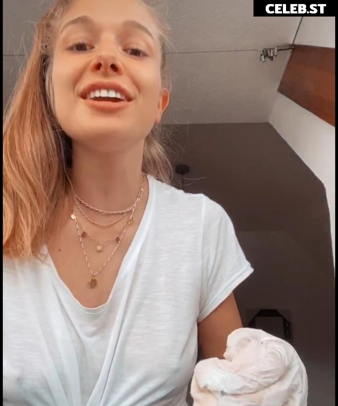 Lola Weippert Image 1937258