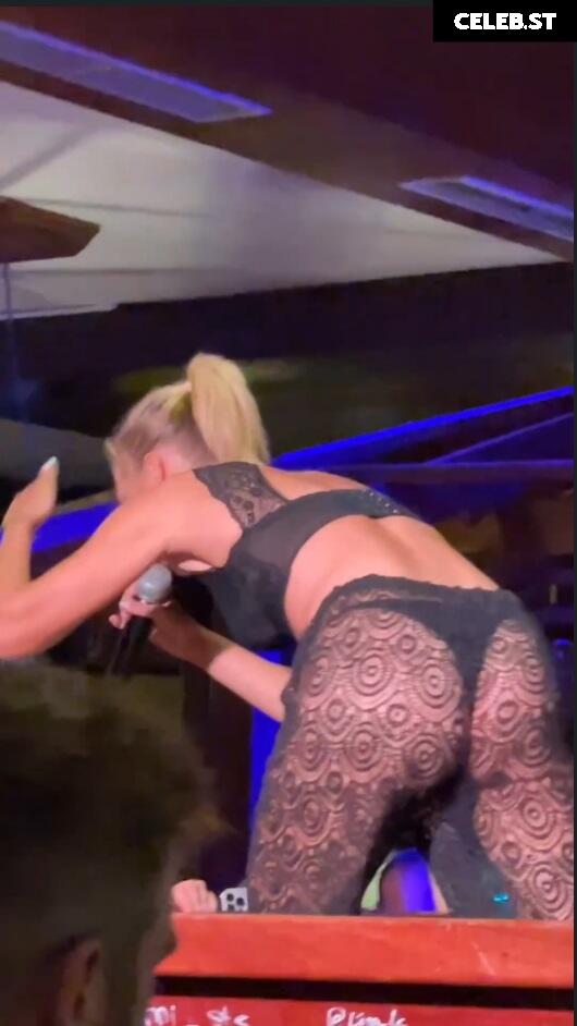 Carolina Peukmann Image 1937930