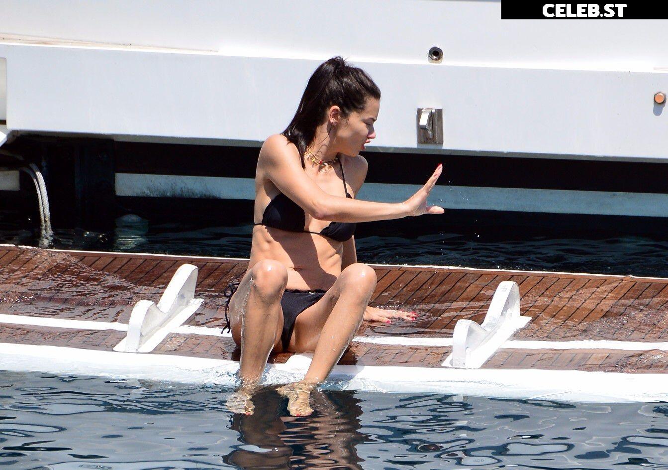 Adriana Lima Image 1931887