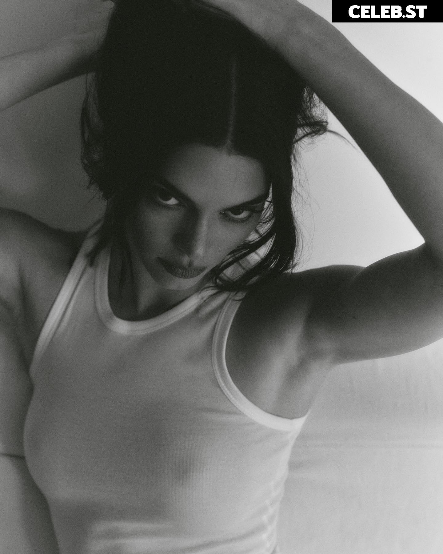 Kendall Jenner Image 1931520