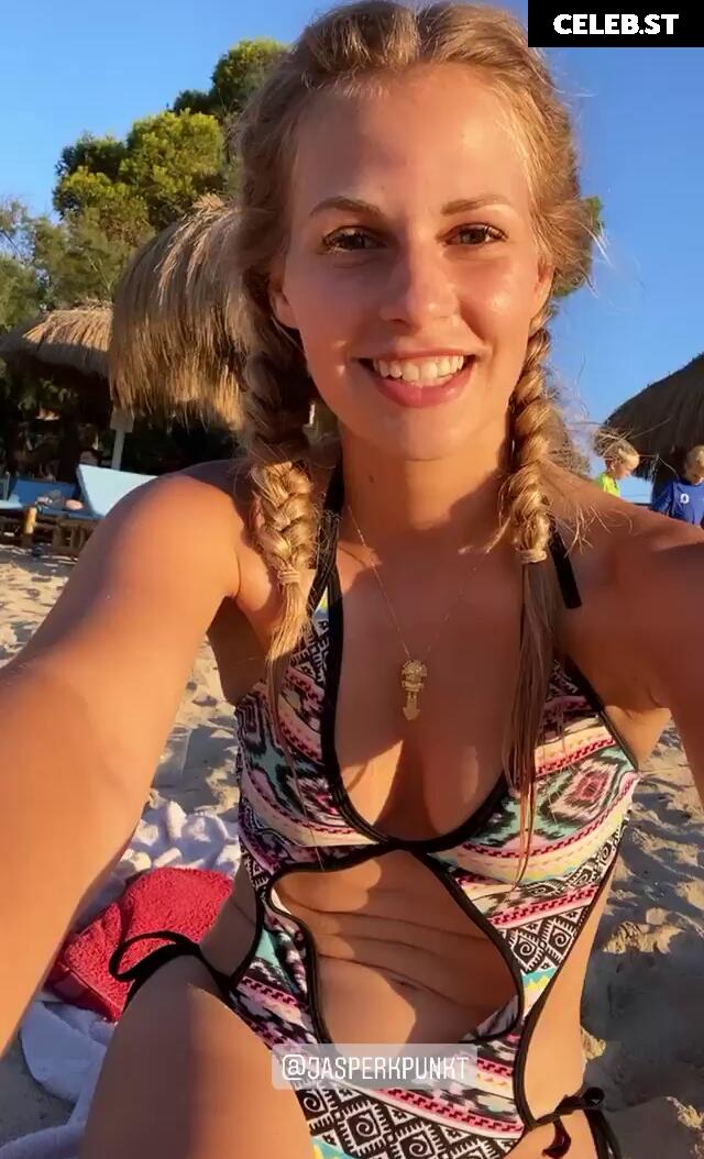 Carolina Peukmann Image 1932718