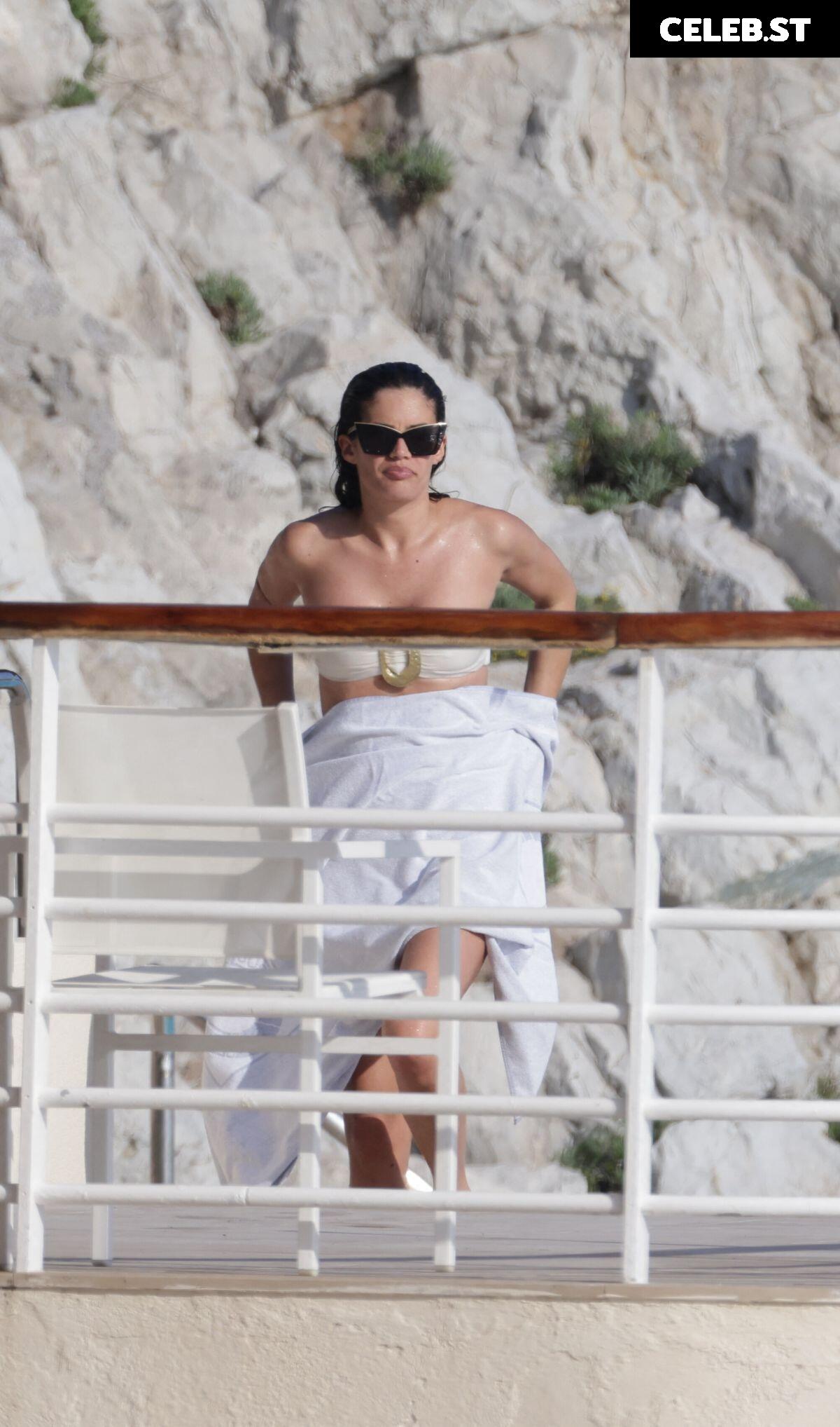 Sara Sampaio Image 1933515