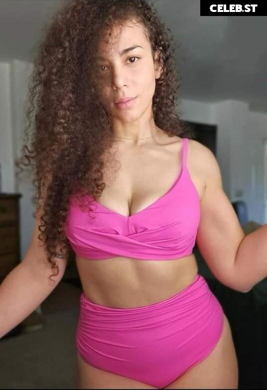 Samantha Irvin Image 1930613