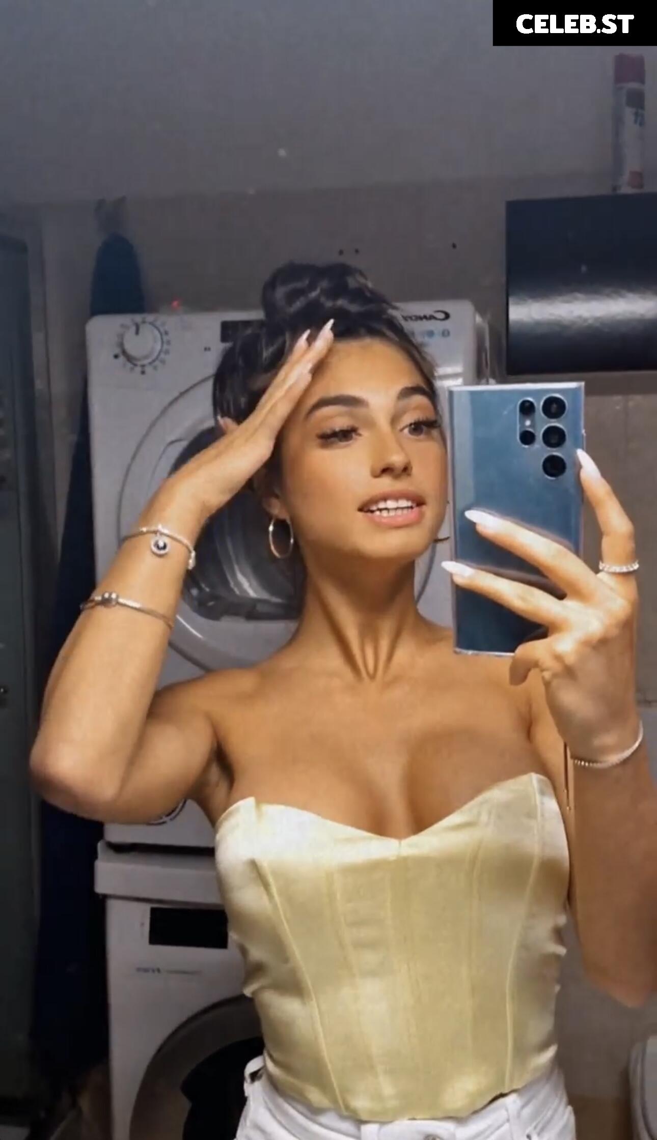 Luna Farina Image 1930056