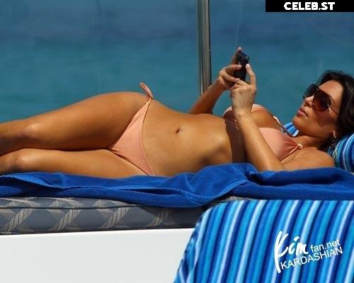 Kim Kardashian Image 1939859