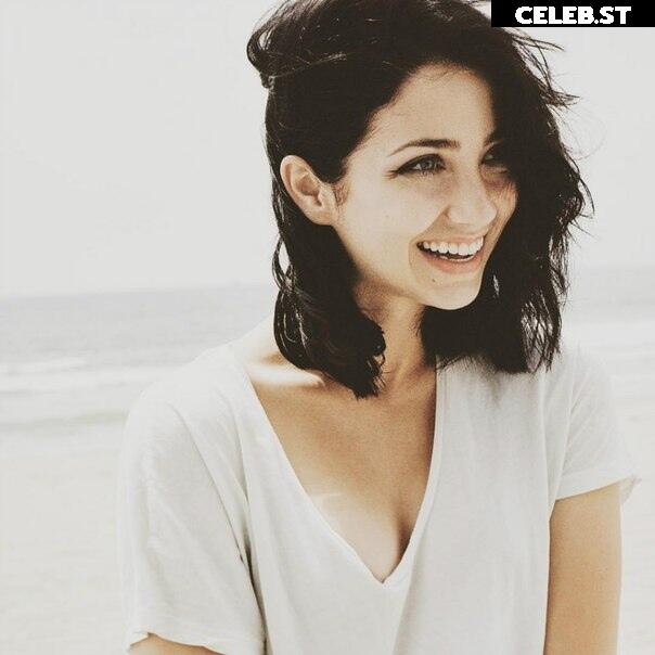 Emily Rudd Image 1939142