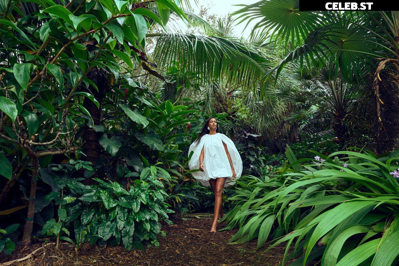 Lais Ribeiro Image 1939363