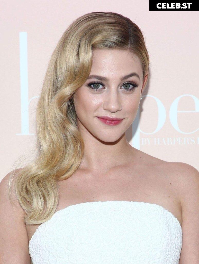 Lili Reinhart Image 1938449