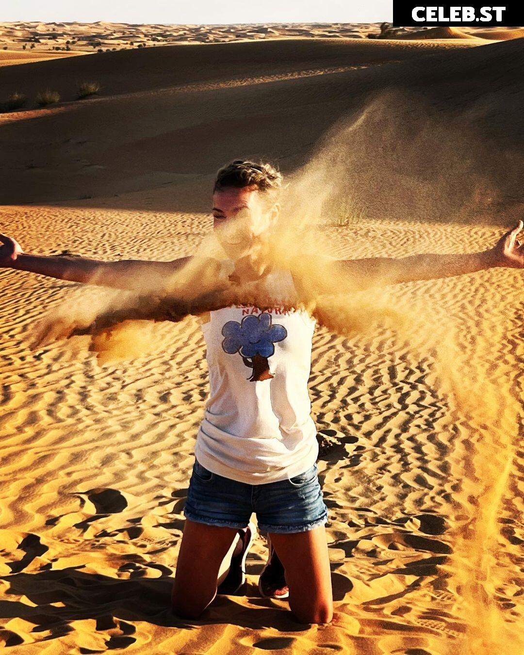 Rhea Harder-Vennewald Image 1927543