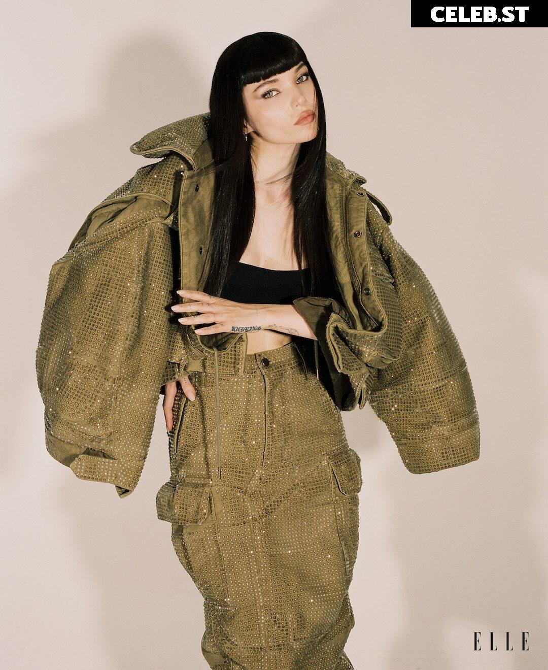 Dove Cameron Image 1927561