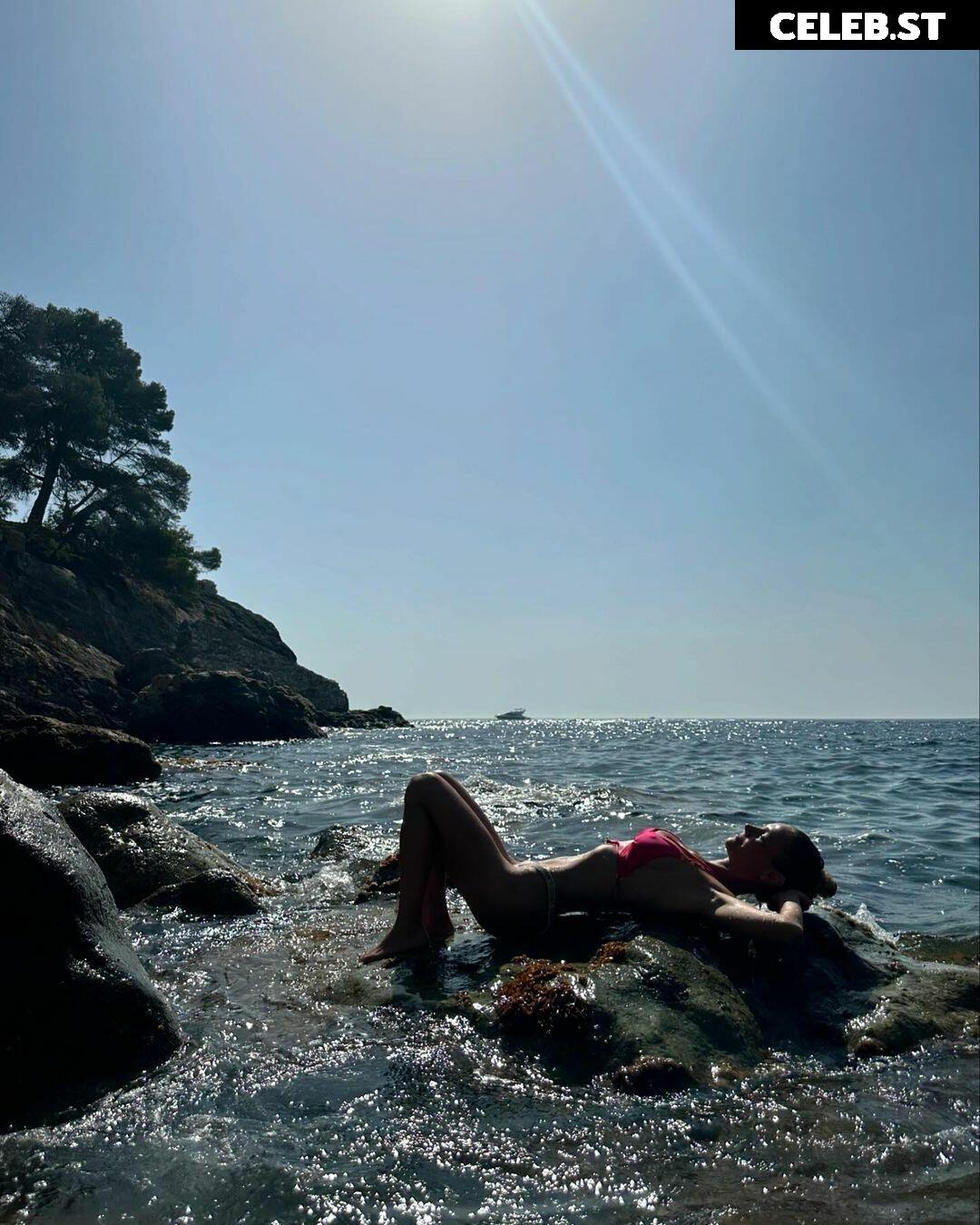 Rhea Harder-Vennewald Image 1929828