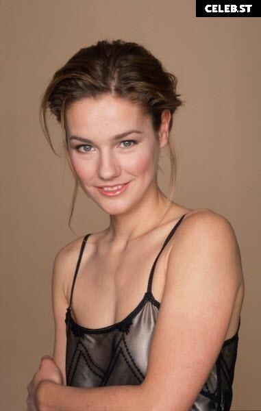 Rhea Harder-Vennewald Image 1929658