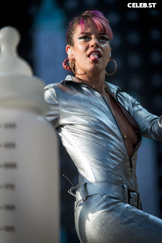 Lily Allen Image 1929031