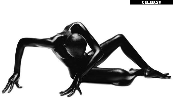 Alek Wek Image 1928466