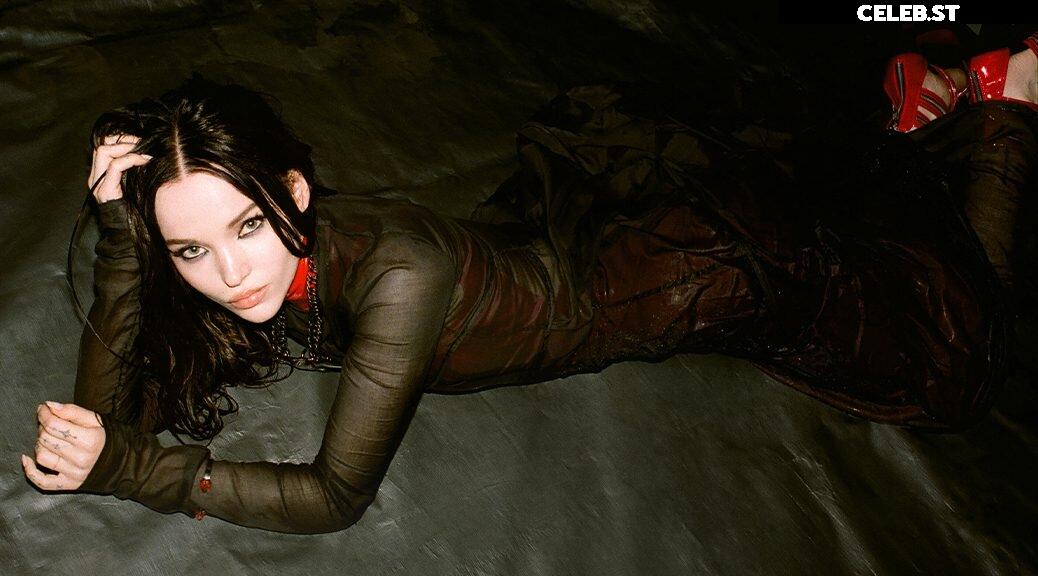 Dove Cameron Image 1928254