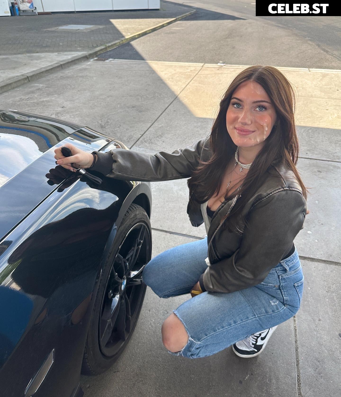 Faye.sxh Image 1915752