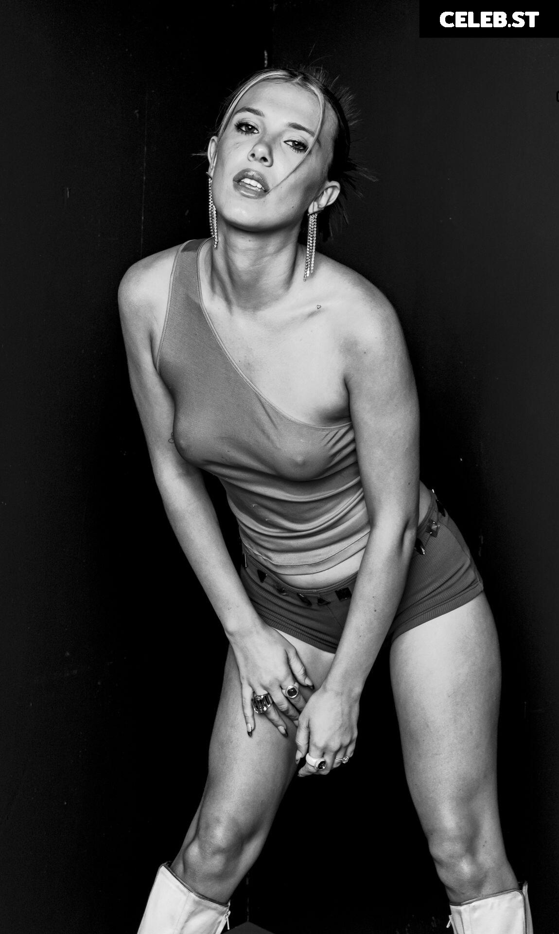 Millie Bobby Brown Image 1913071