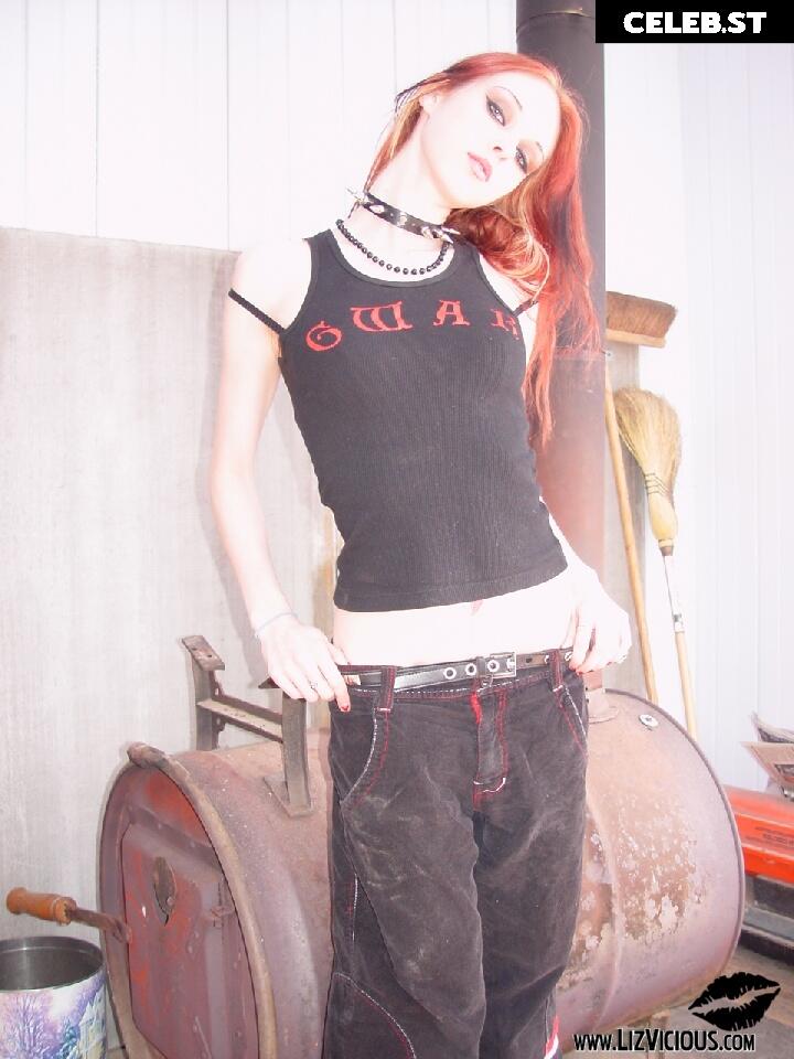 Liz Vicious Image 1901589