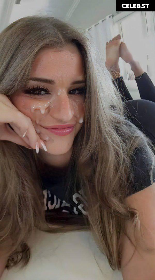 Brooke Monk (fake) Image 1909457